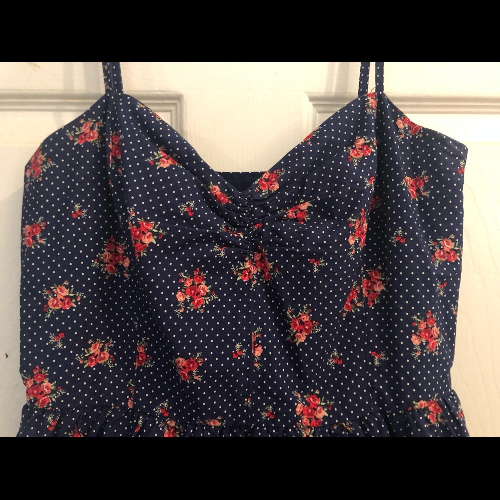 Sundress - Picture 3 of 7